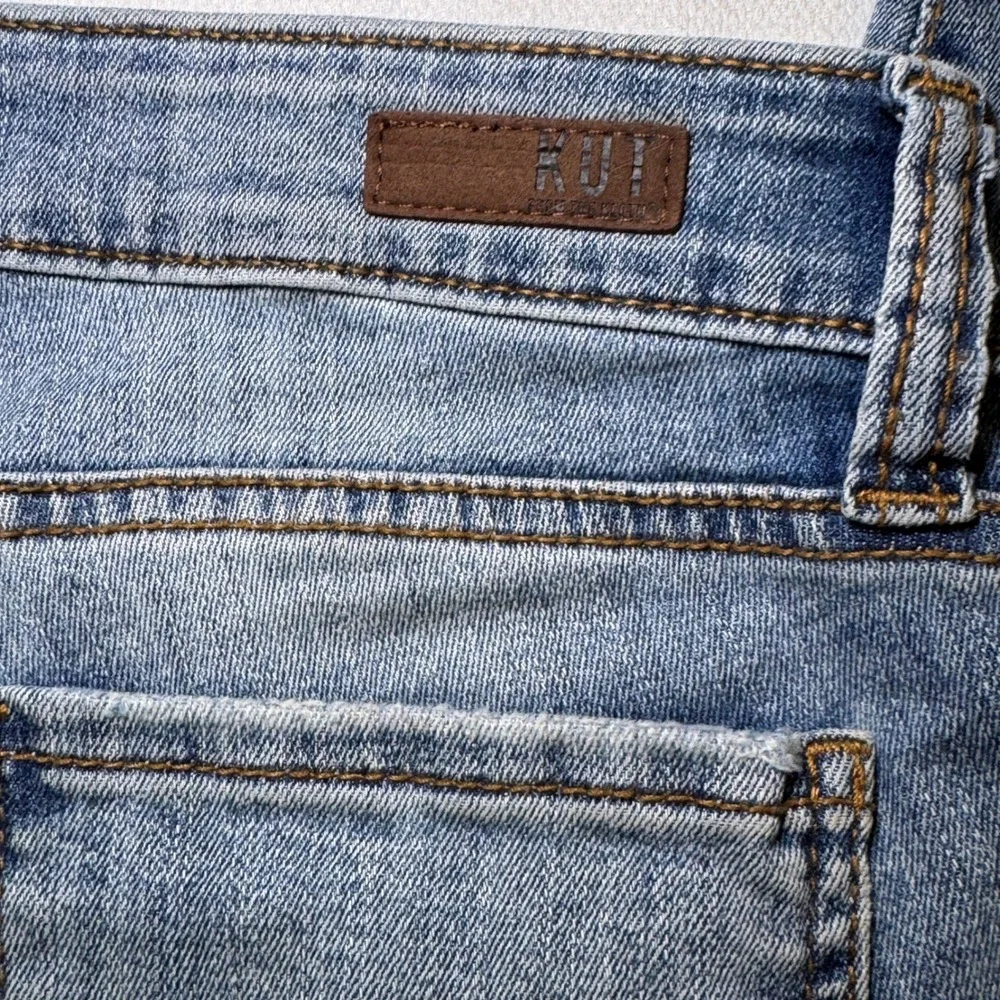 Kut‎ from the Kloth Ankle Skinny Jeans Light Wash Distressed Frayed Hem Size 4